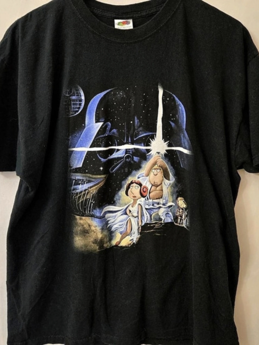Fruit of the Loom Family Guy Blue Harvest Star Wars Parody T-Shirt Tee Black &